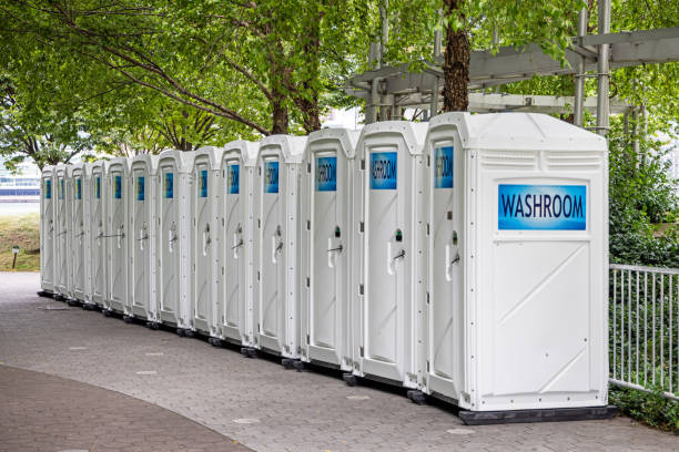 Porta potty delivery and setup in Hominy, OK